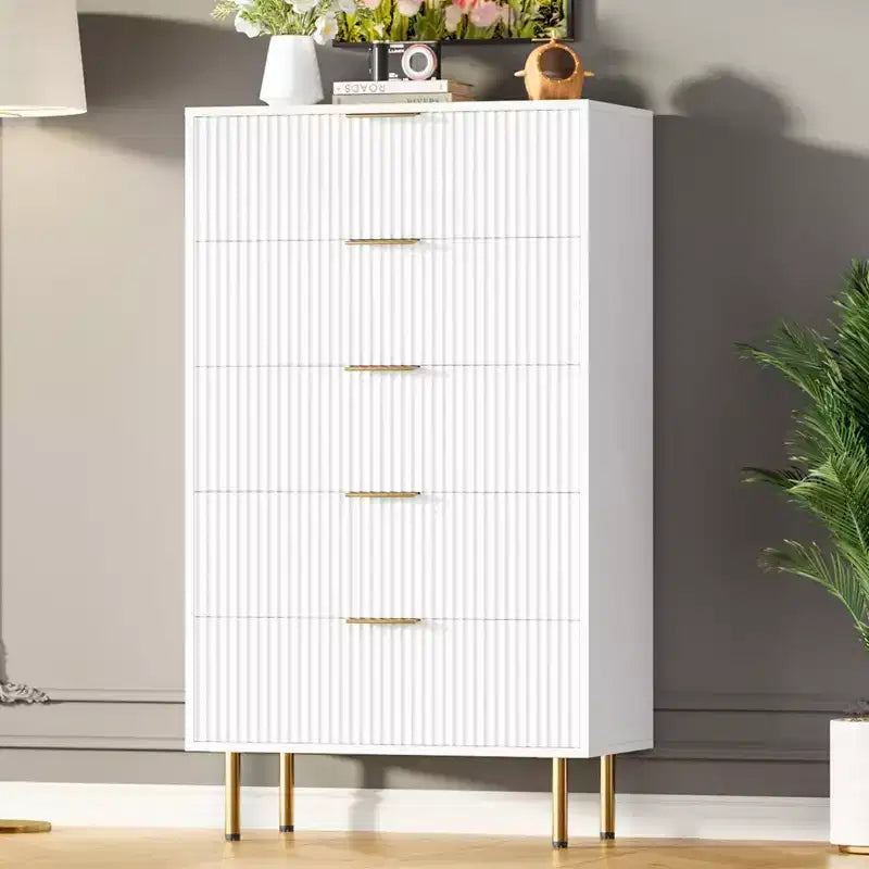 Commode en bois à 5 tiroirs larges