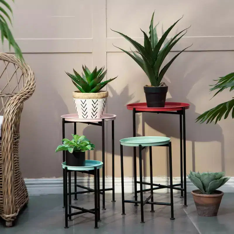 GDFStudio Dutile Modern Metal Nesting Table (Set of 4)