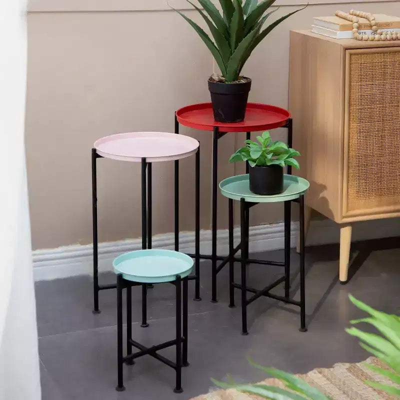Ensemble de 4 tables gigognes modernes en métal
