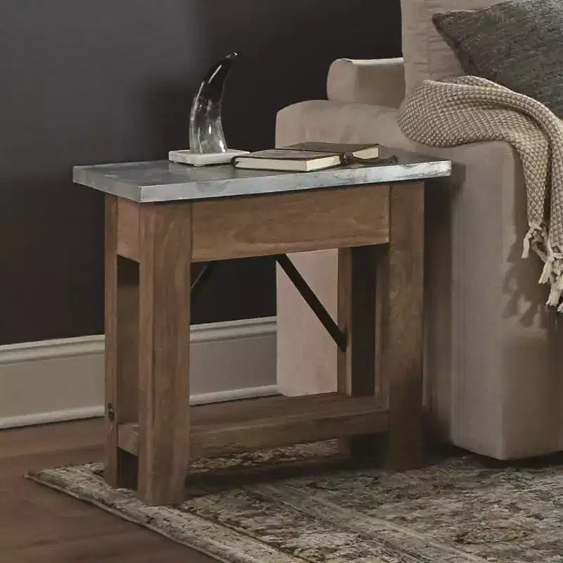 Table d'appoint industrielle avec étagère – Cadre en bois massif et plateau en acier zingué